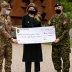 Centrs POGA saņem ziedojumu no NATO karavīriem